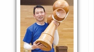 宮生和郎さん(78期・テニス部)、地域での活躍がタウンニュースとYCVに紹介されました